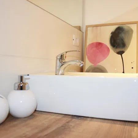 La Maisonette *