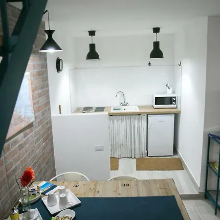 La Maisonette Apartment *