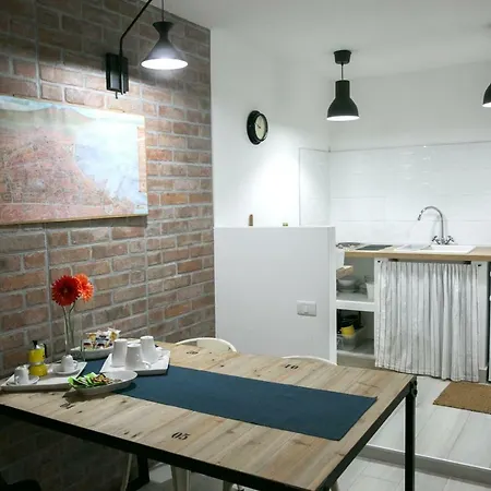 La Maisonette