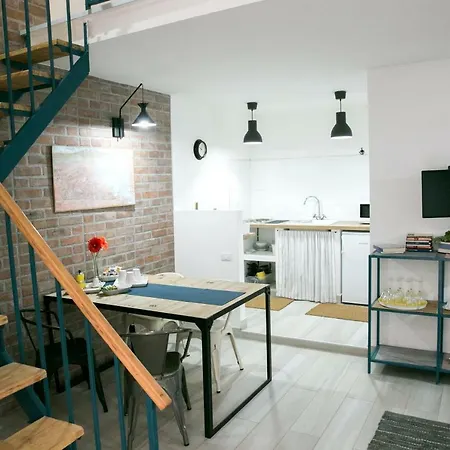 La Maisonette * Naples